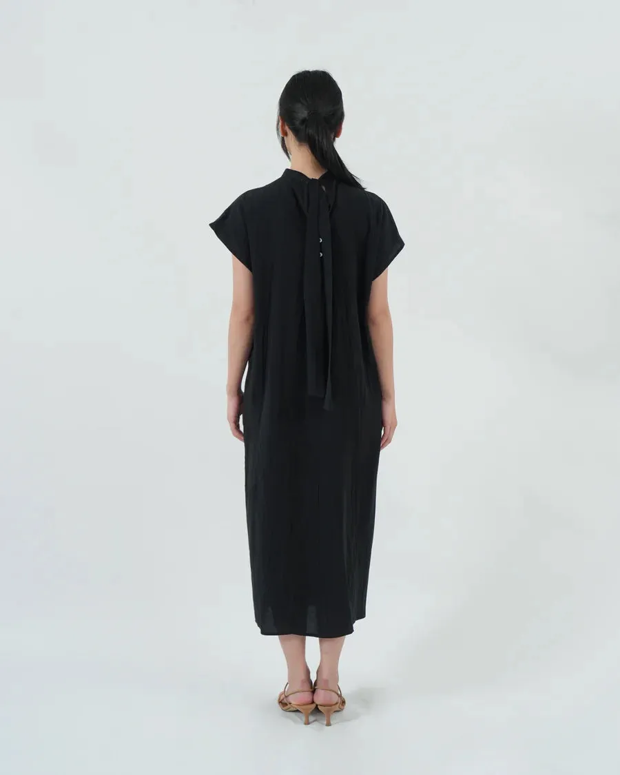 HIGH NECK GATHERED DRESS