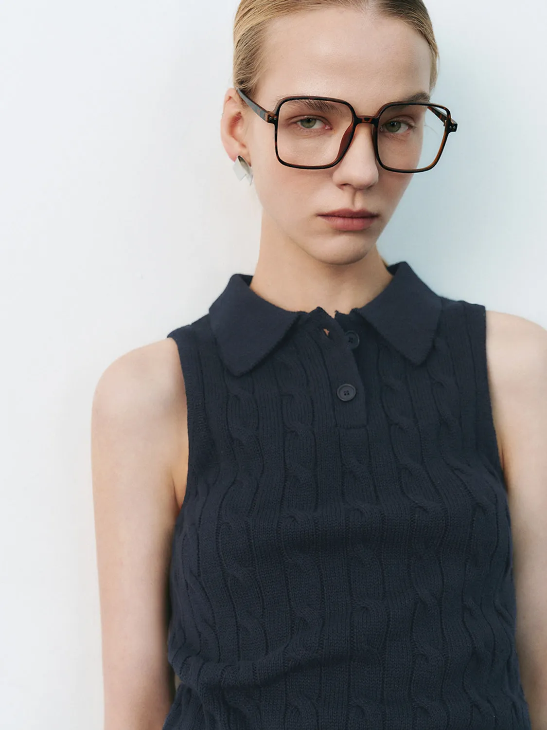 Sleeveless Knitted Vests